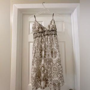 Spaghetti strap floral white and tan dress